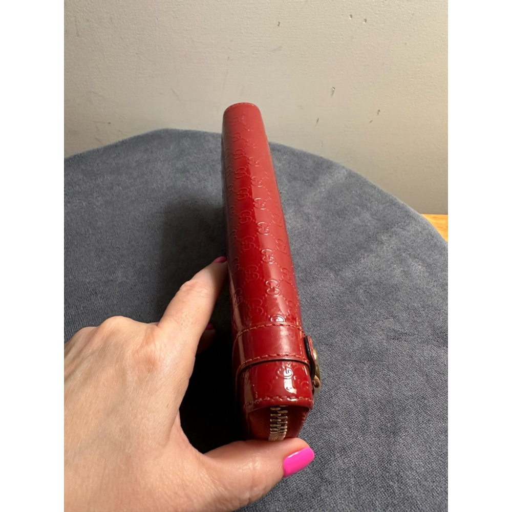 Gucci Red Patent Leather Long Zip Wallet w/ Horsebit Detail - Picture 3 of 16